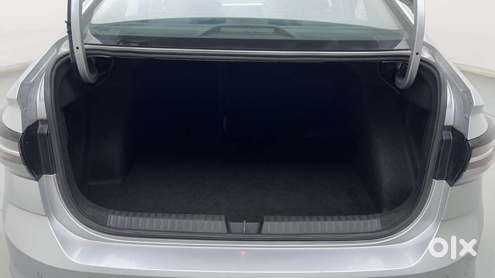 Volkswagen Virtus 1.0 Topline Tsi At, 2023, Petrol
