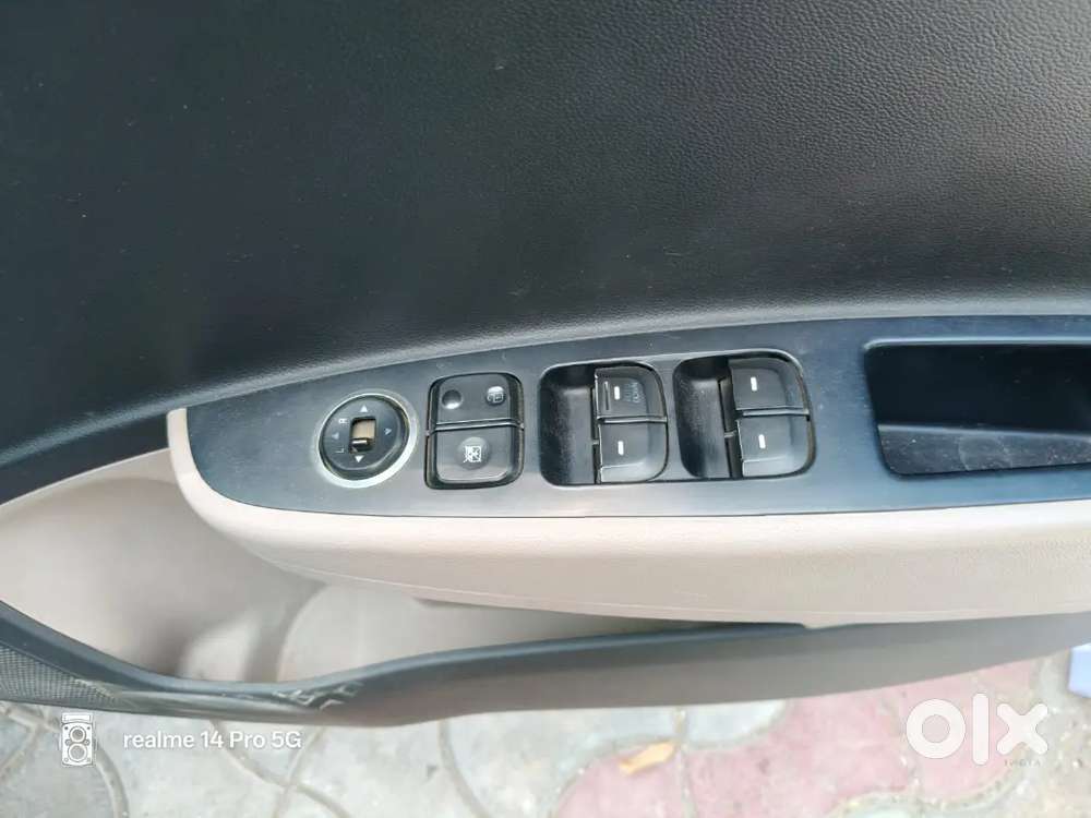 Hyundai I20 2015 Diesel 65980 Km Driven