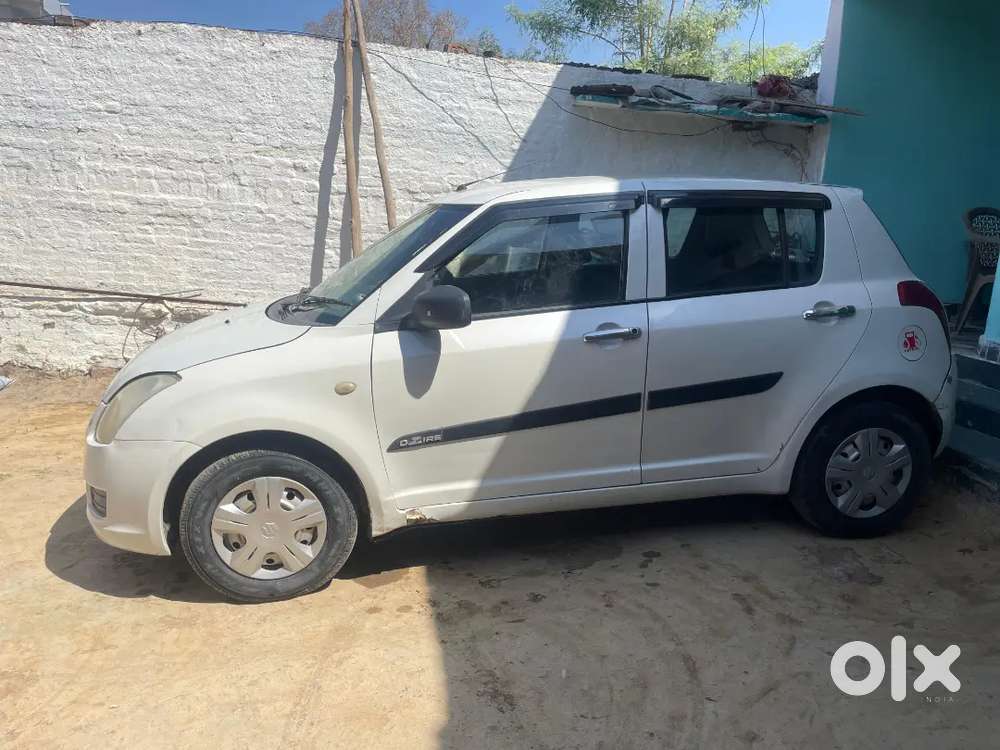 Gaadi Deni Hai Bilkul New Condition Petrol Model