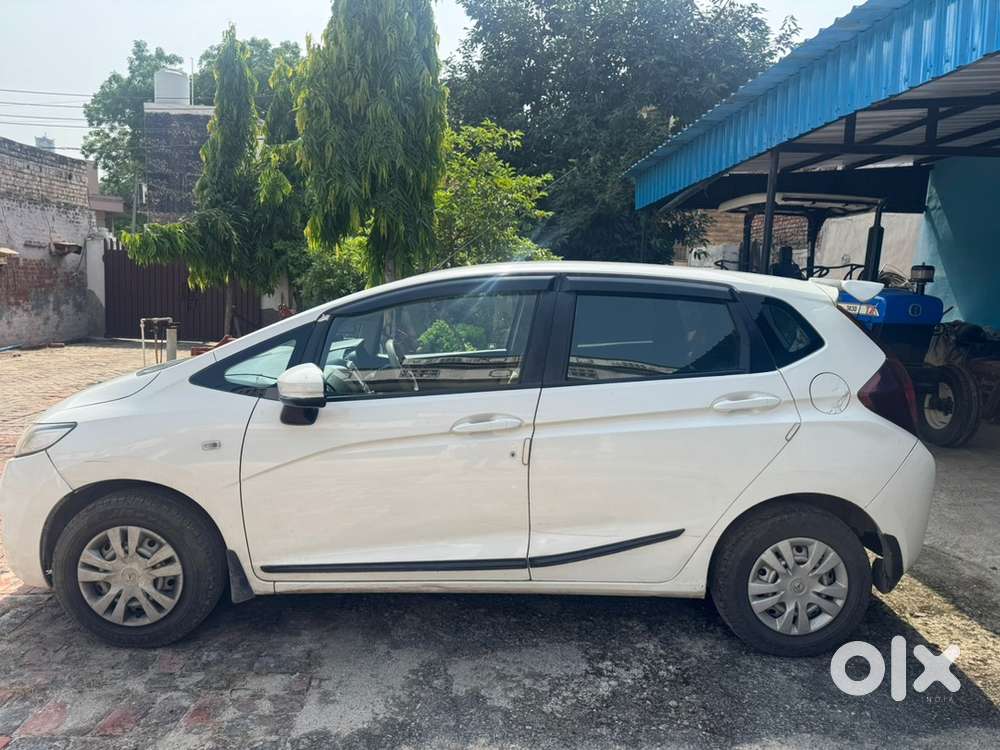 Honda Jazz 2016 Cng & Hybrids Excelent Condition