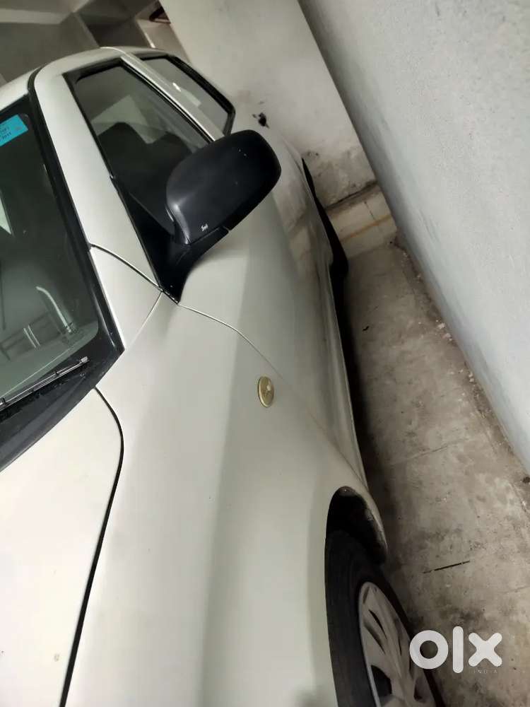 Maruti Suzuki Swift 2011 Cng & Hybrids 142015 Km Driven