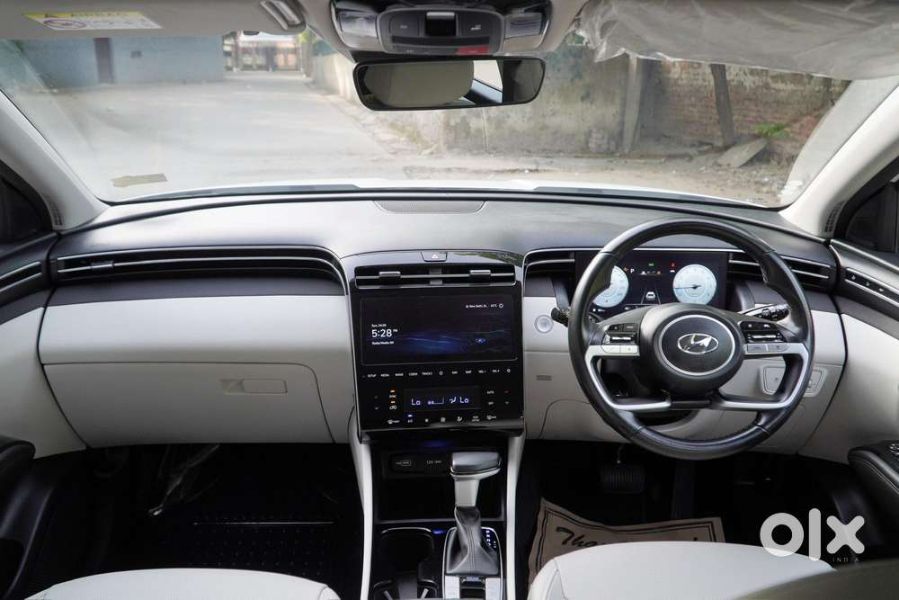 Hyundai Tucson 2.0 Signature Petrol At, 2023, Petrol