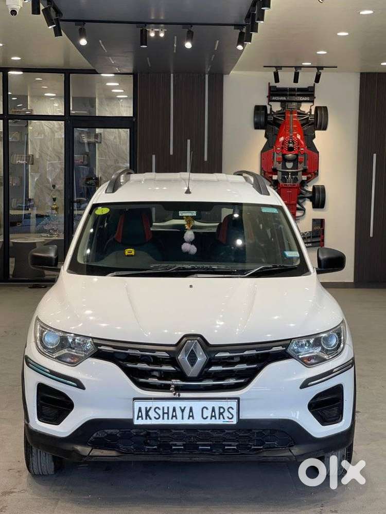 Renault Triber Rxl, 2022, Petrol