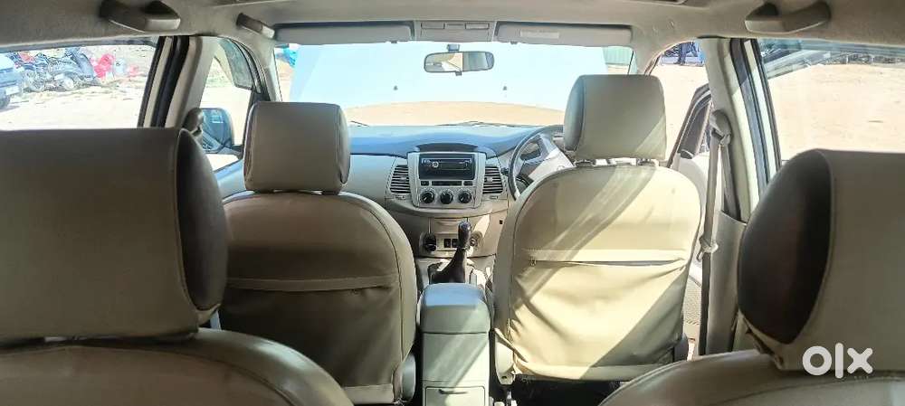 Toyota Innova 2013 Diesel 240000 Km Driven