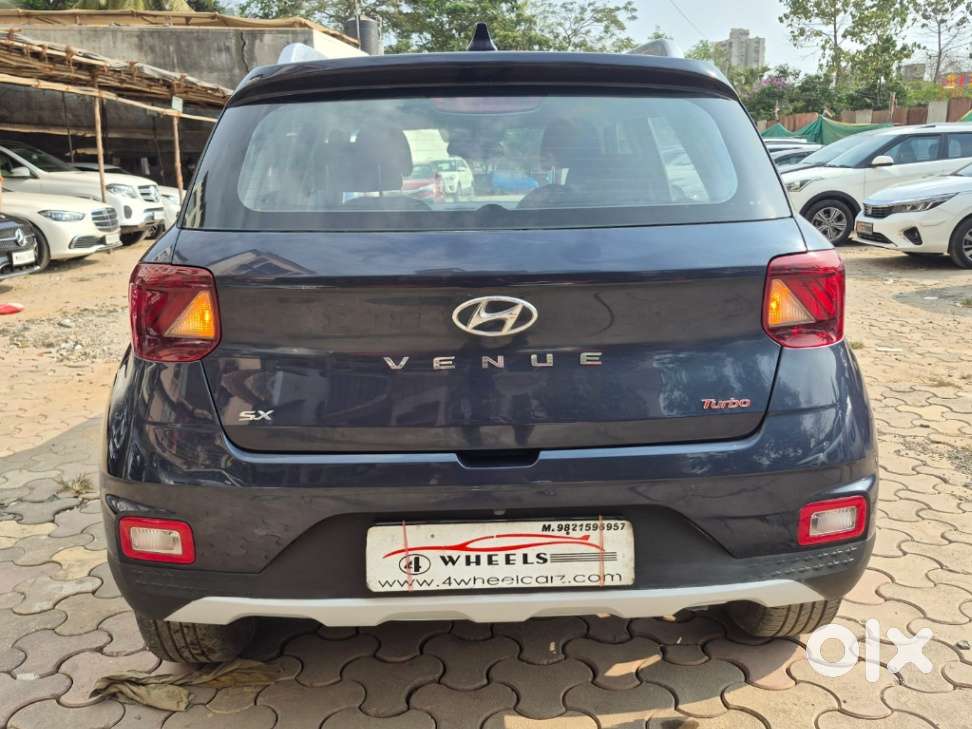 Hyundai Venue Sx Plus Turbo Dct, 2022, Petrol