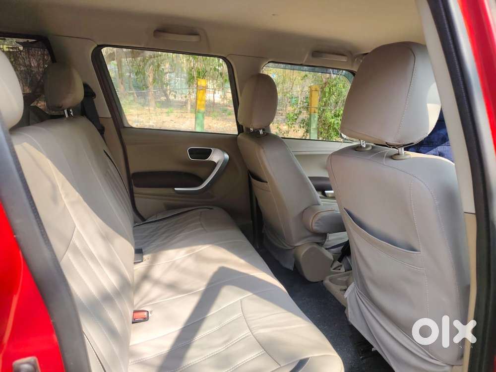 Mahindra Tuv 300 Mhawk100 T8, 2017, Diesel