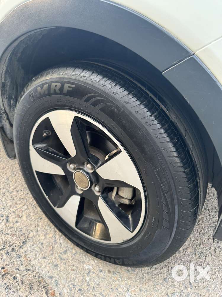 Tata Nexon 1.5 Revotorq Xza Plus, 2020, Petrol