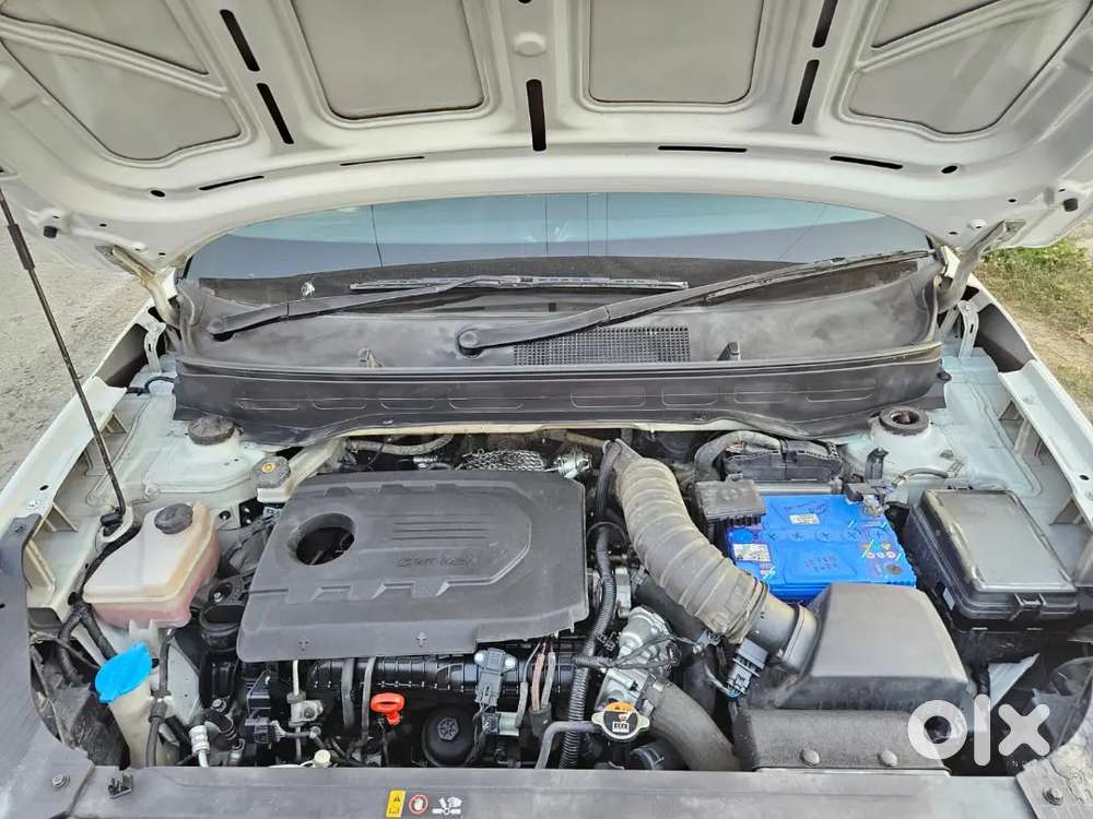 2022 Model Venue 
Sx Optional Diesel
Sunroof