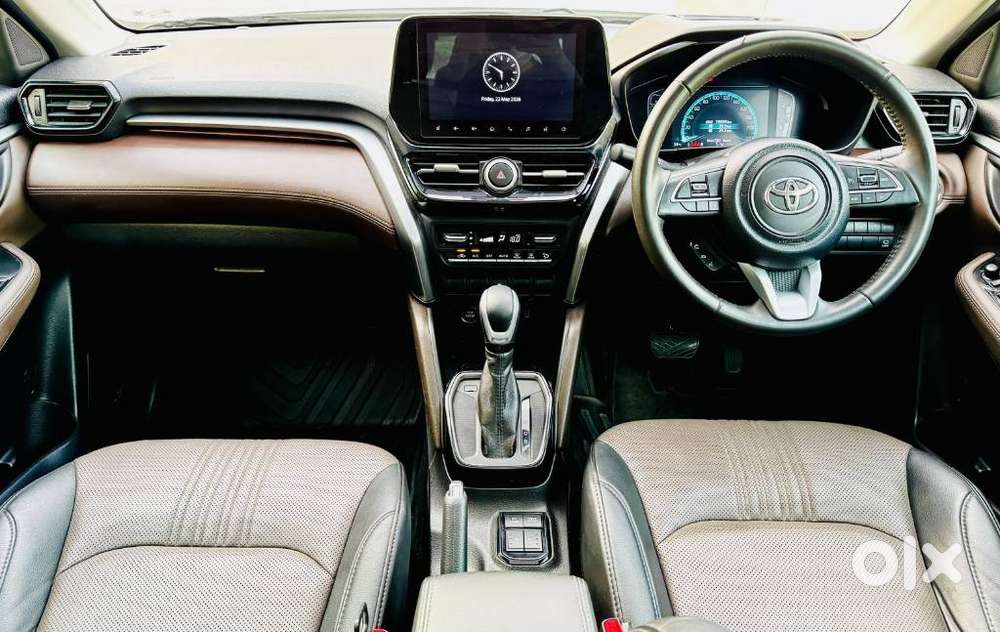 Toyota Urban Cruiser Hyryder 1.5 V Hybrid, 2024, Petrol