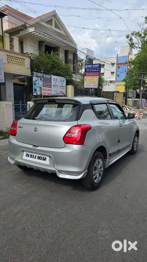 Maruti Suzuki Swift Vxi Optional, 2022, Petrol