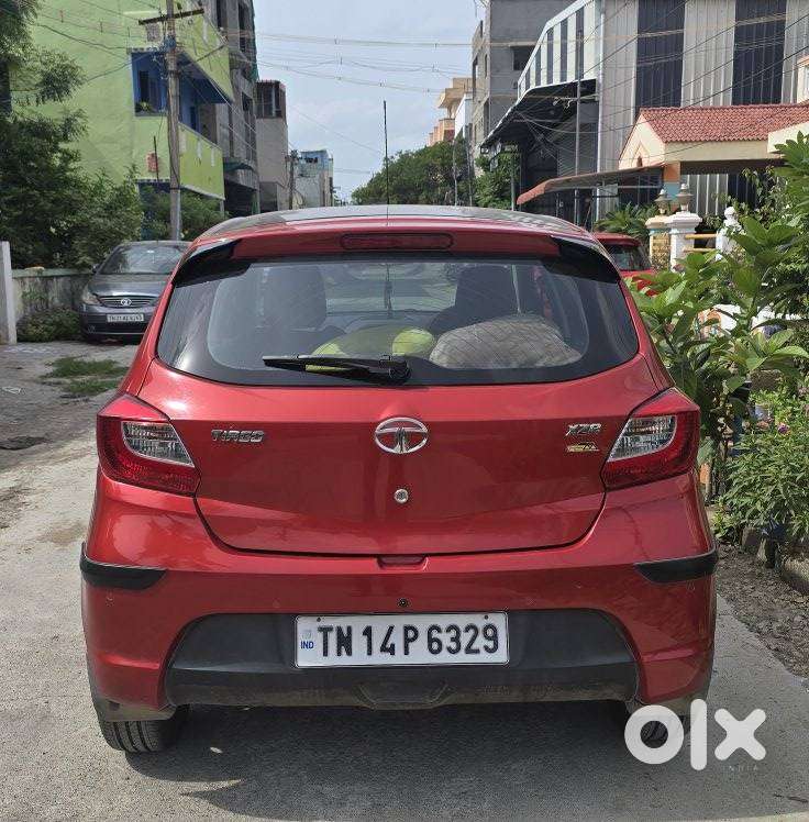 Tata Tiago 1.2 Revotron Xza, 2018, Petrol