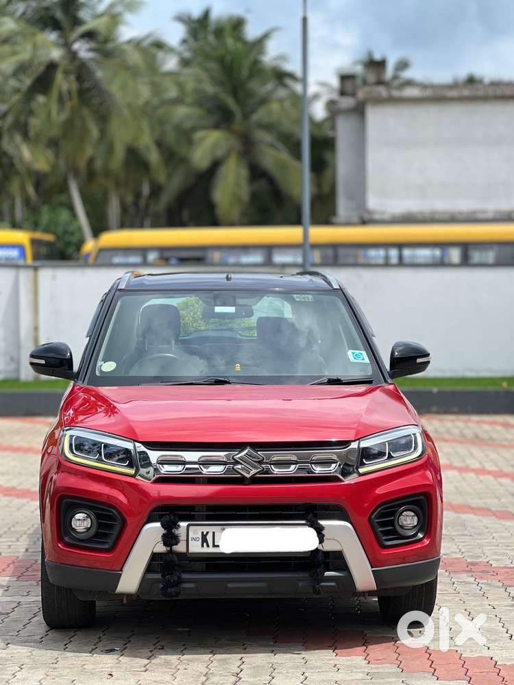 Maruti Suzuki Brezza 1.5 Zxi Plus Smart Hybrid Dual Tone, 2020, Petr..