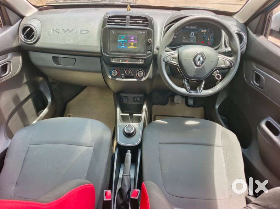 Renault KWID 1.0 RXT AMT, 2024, Petrol