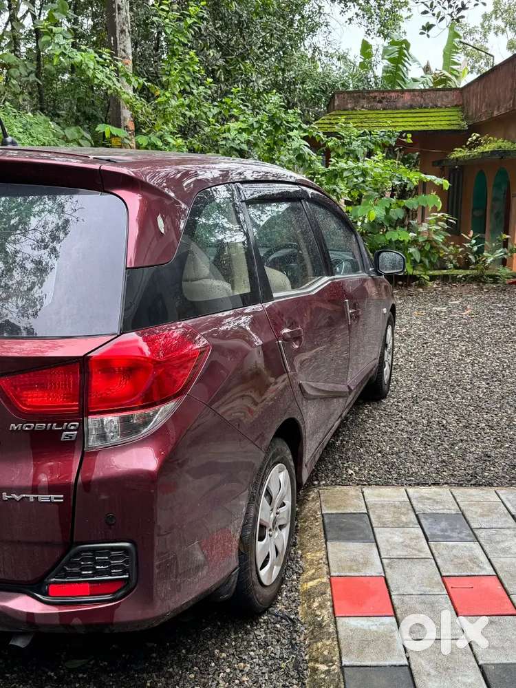 Honda Mobilio 2014 Petrol Well Maintained