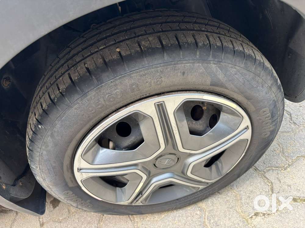 Tata Nexon 1.2 Revotron Xm, 2018, Petrol