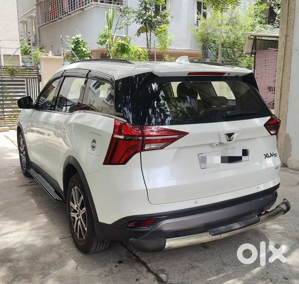 Mahindra Xuv700 2023 Ax7 At