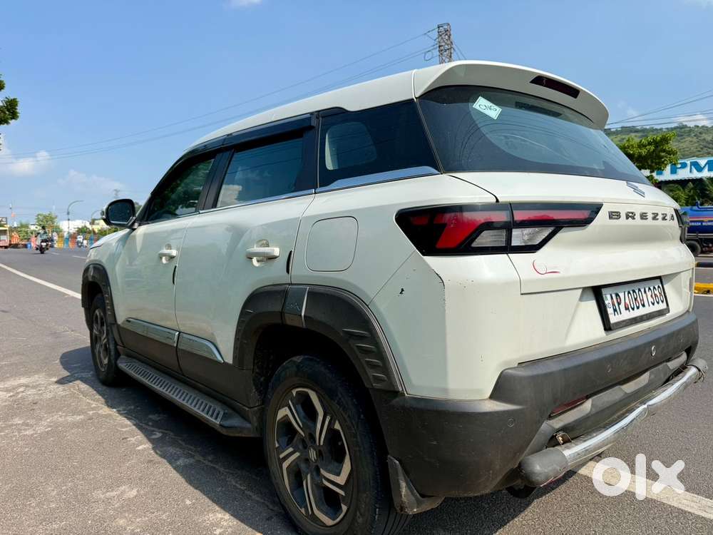 2023 Maruti Brezza Lxi