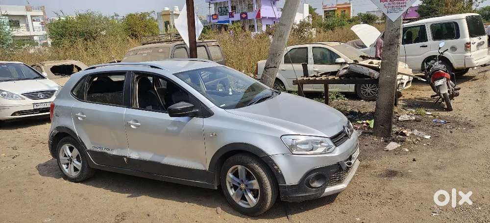 Volkswagen Crosspolo 2013 Diesel 180000 Km Driven