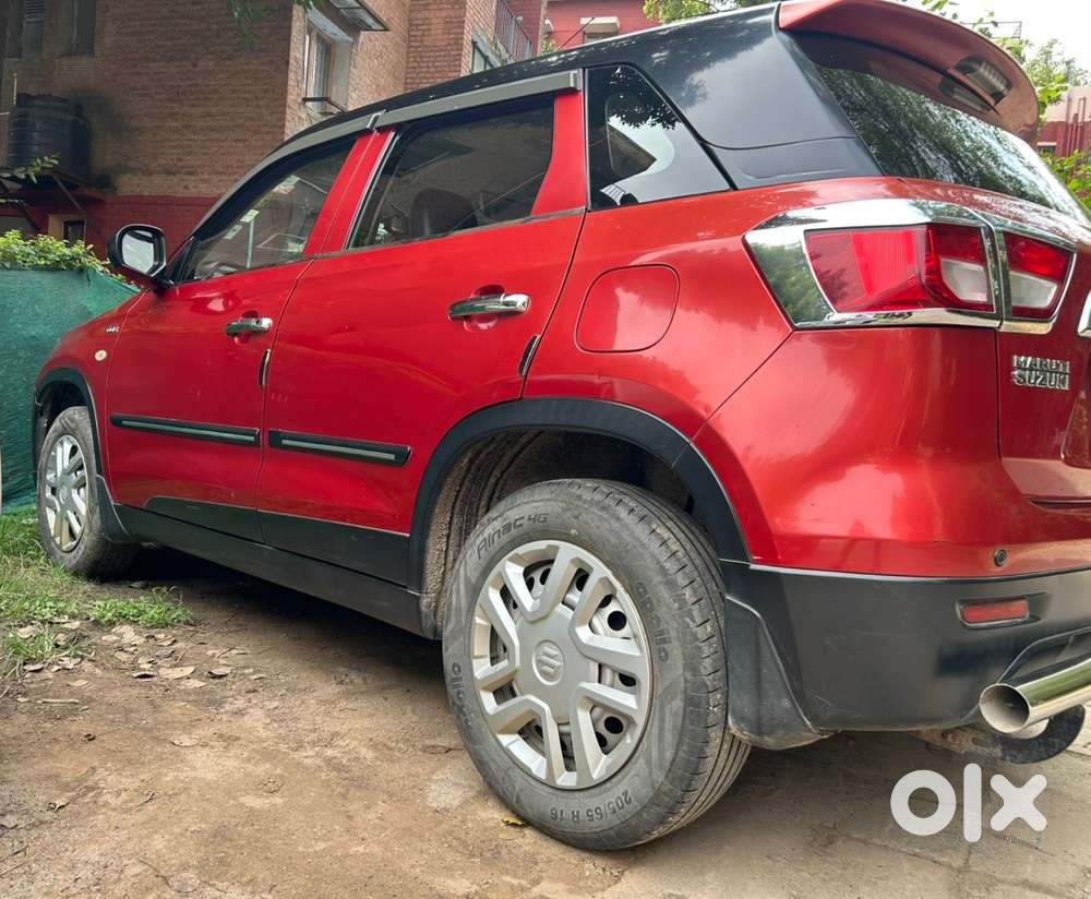 Family Owned Brezza Car 2017 (diesel)