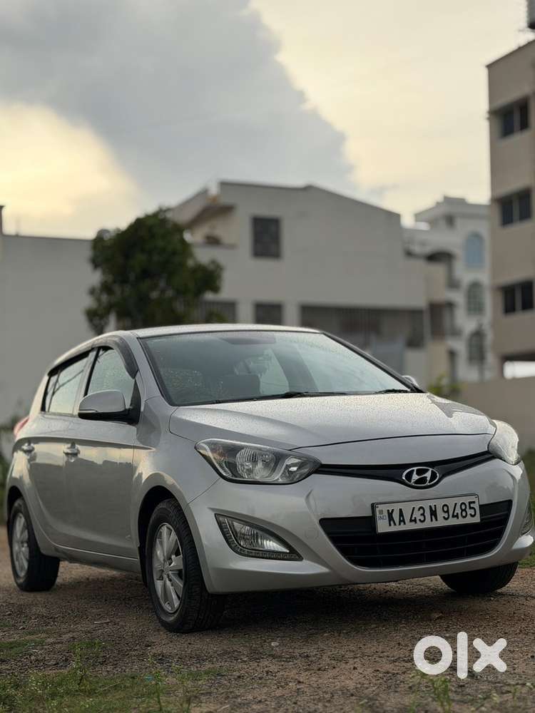 Hyundai I20 Sportz 2013 Petrol
