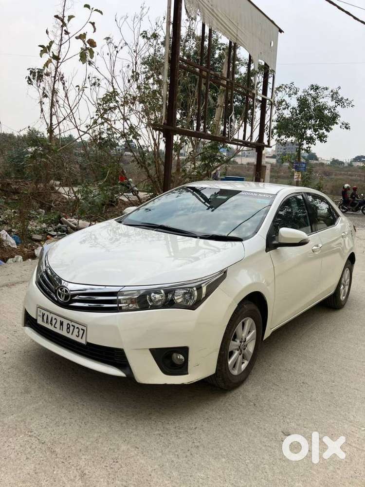 Toyota Corolla Altis 2013-2017 D-4d G, 2017, Petrol