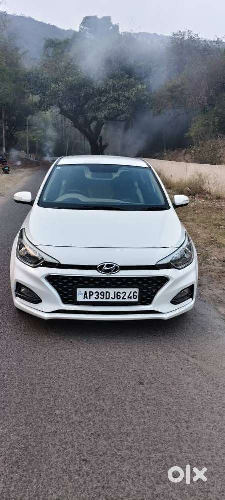 Hyundai I20 Sportz Plus, 2019, Petrol