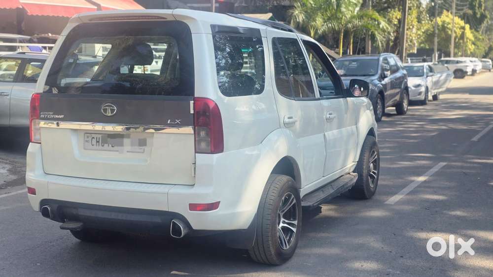 Tata Safari Storme, 2015, Diesel