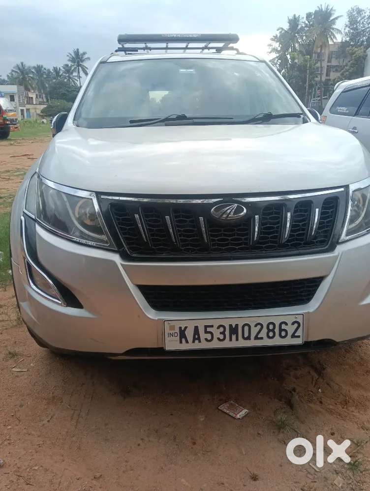 Mahindra Xuv500 W6 2016