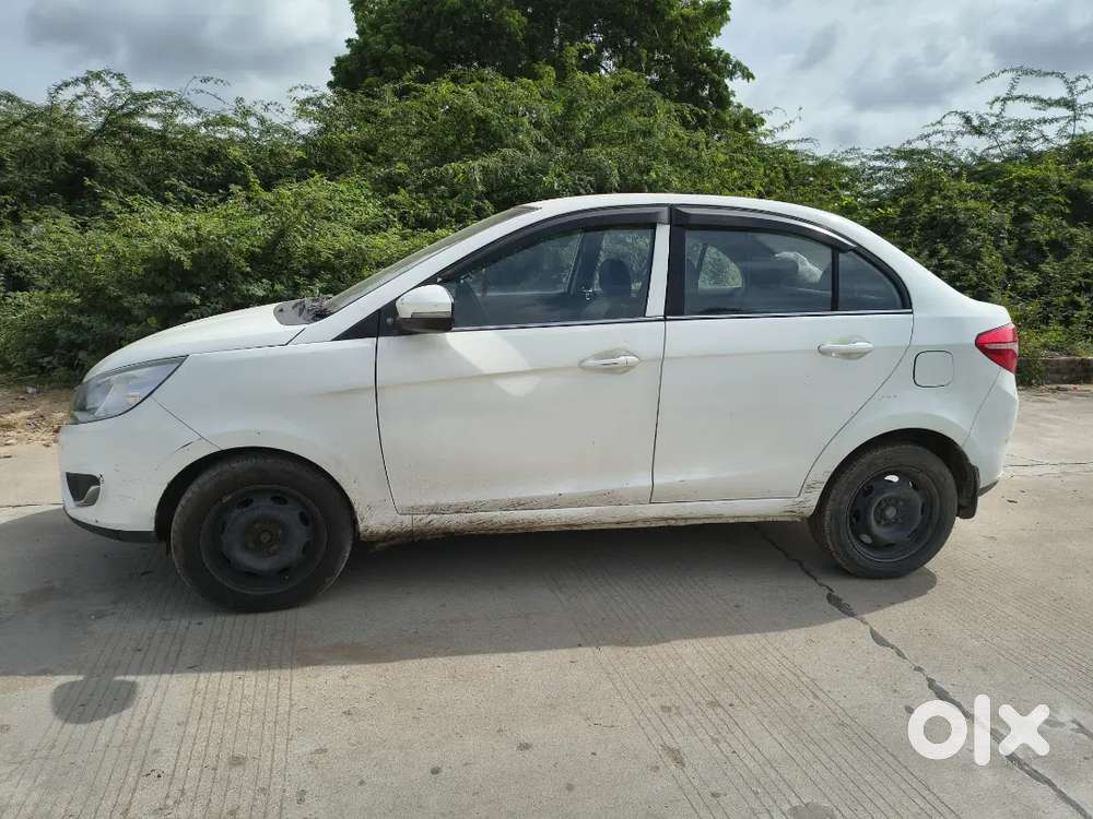 Tata Zest 2015 Quadrajet Xms