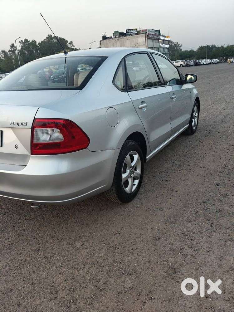 Skoda Rapid 2013-2016 1.6 Mpi At Ambition Plus, 2012, Petrol