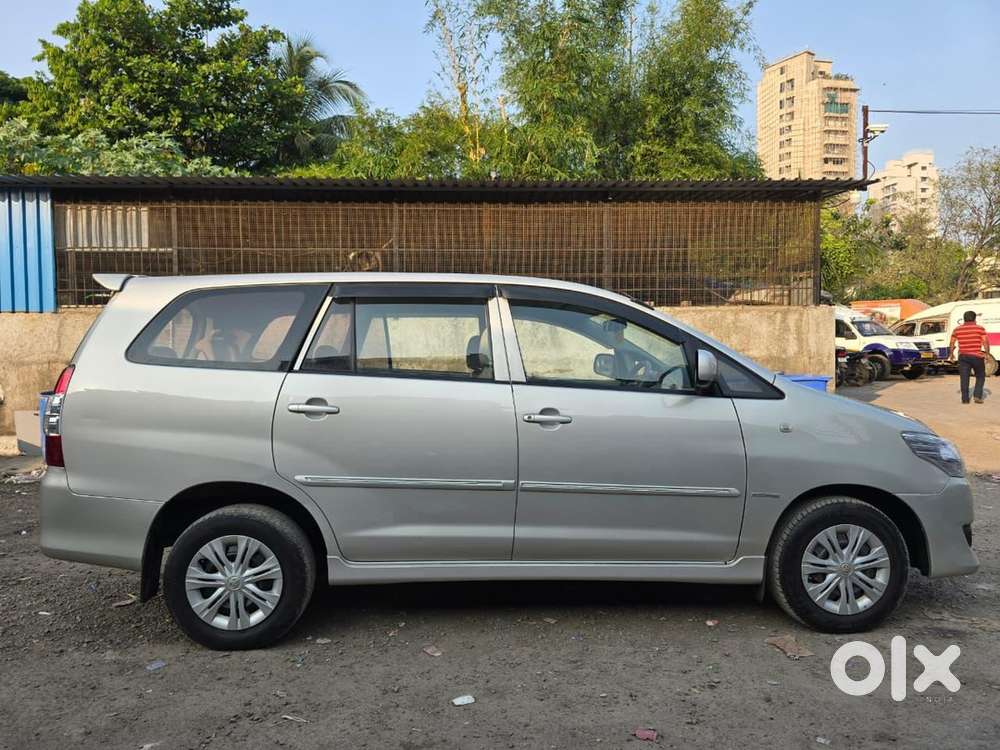 Toyota Innova Diesel 2012
