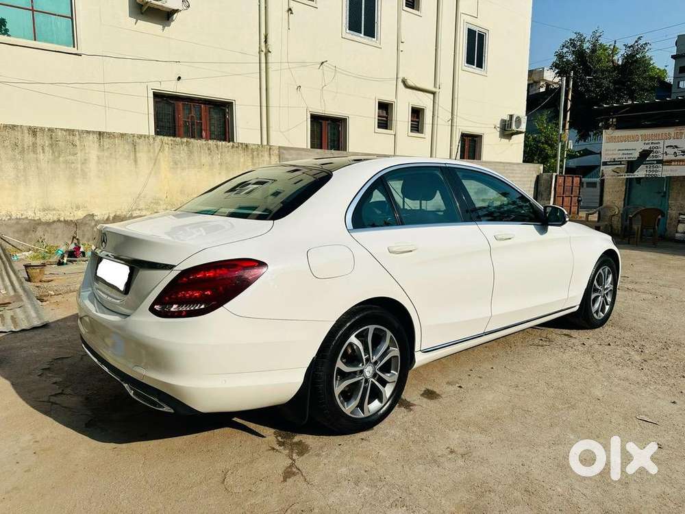 Mercedes-benz Diesel 2017 Registered
