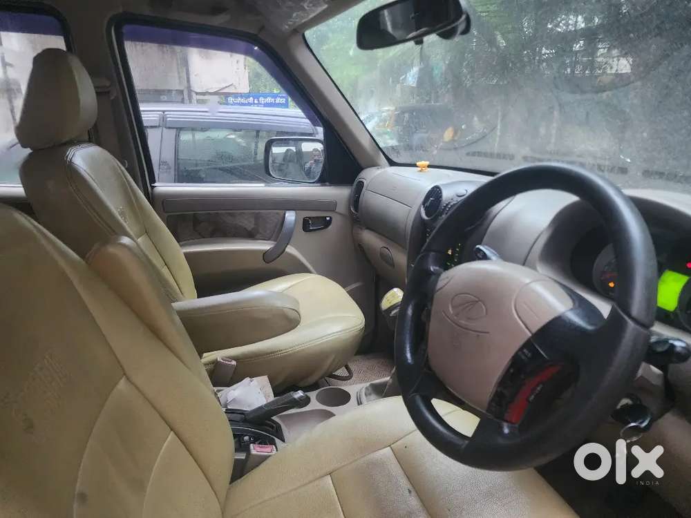 Mahindra Scorpio Classic 2010 Diesel Manual