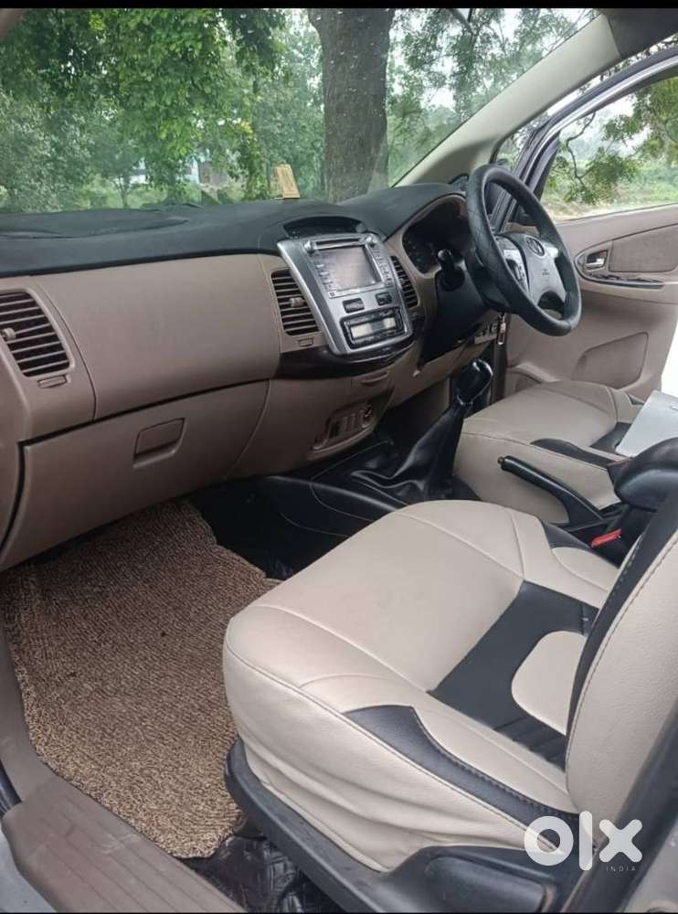 Toyota Innova 2.5 Vx 7 Str, 2015, Diesel