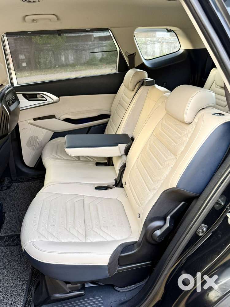 Kia Carens 1.5 Luxury Plus Diesel At 7 Str, 2023, Diesel