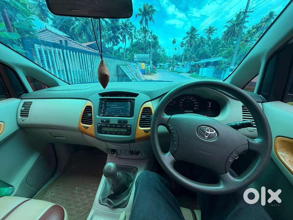 Toyota Innova 2010 Diesel 85500 Km Driven