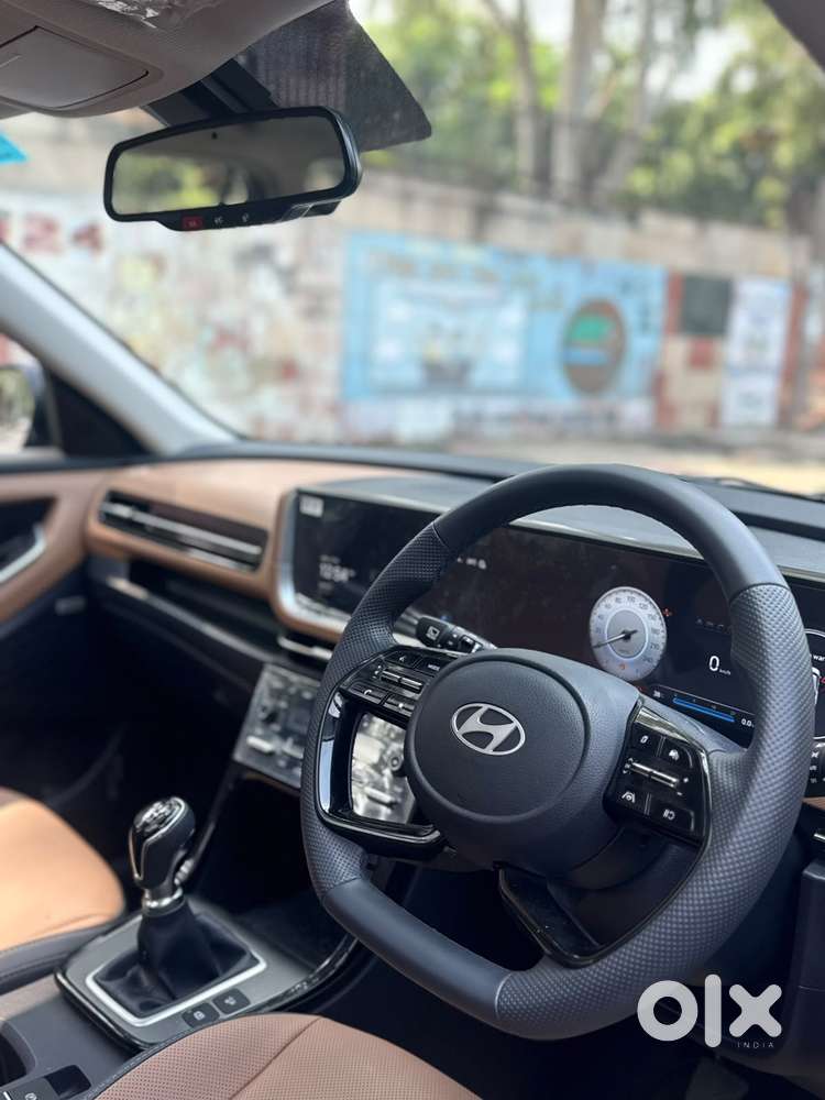 Hyundai Alcazar Platinum, 2024, Petrol