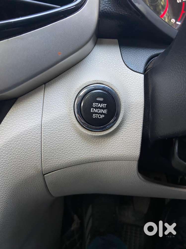 Mahindra Xuv300 W8 Option Diesel, 2021, Diesel