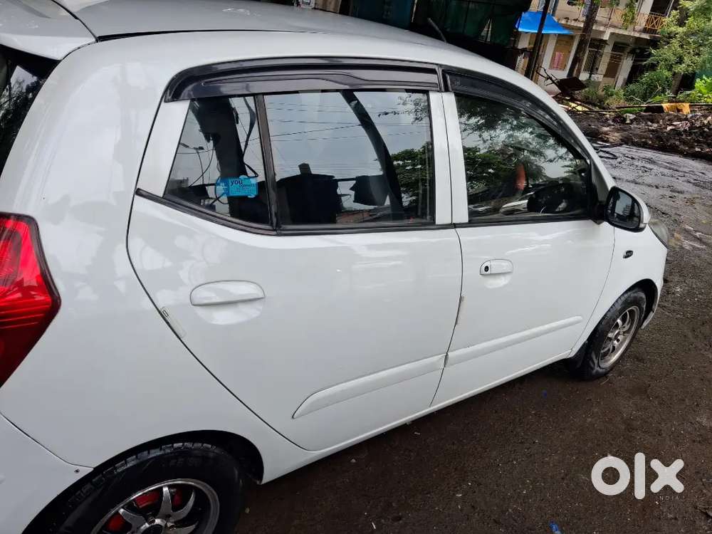 Hyundai I10 Sportz 2011 Petrol Automatic