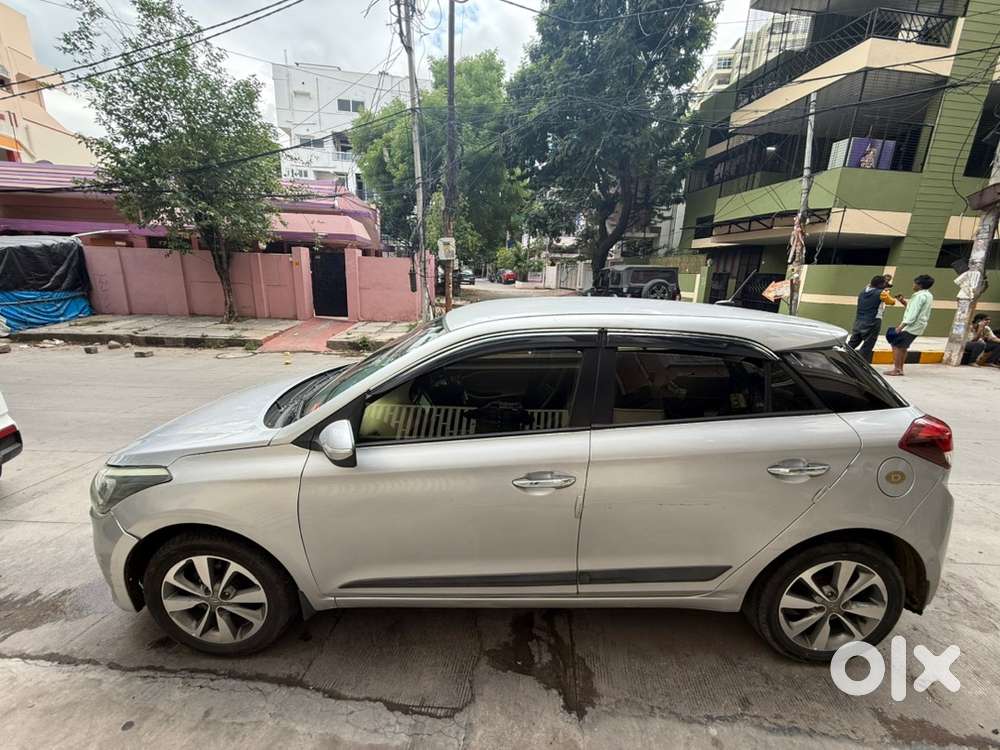 Hyundai I20 Asta Diesel Showroom Condition Single Owner