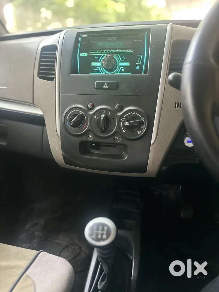 2013 Petrol Manual | 2nd Owner | 95,000 Km | Well Maintained