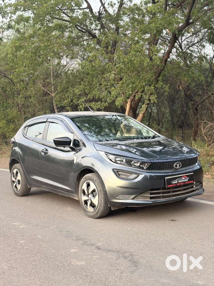 Tata Altroz 1.2 Xe, 2020, Petrol