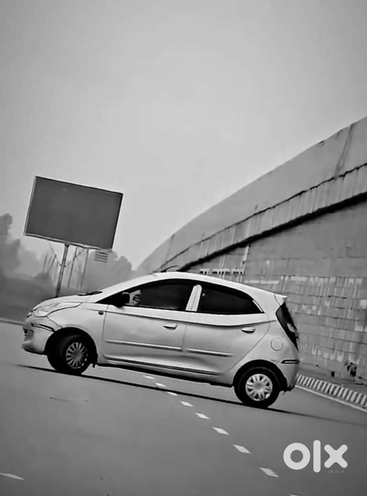 Hyundai Eon Magna+ Petrol Manual 2013