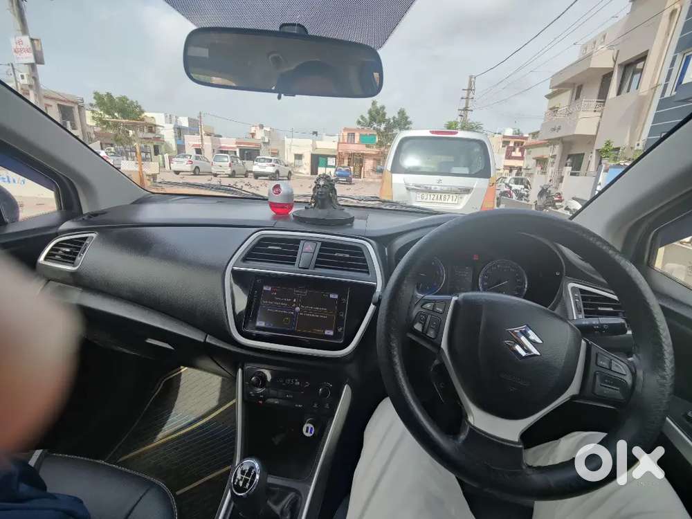 Maruti Suzuki S Cross 1.6 Zeta 2015