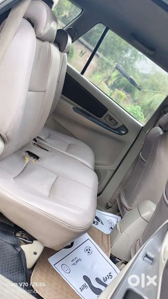Toyota Innova 2.5 G 2012