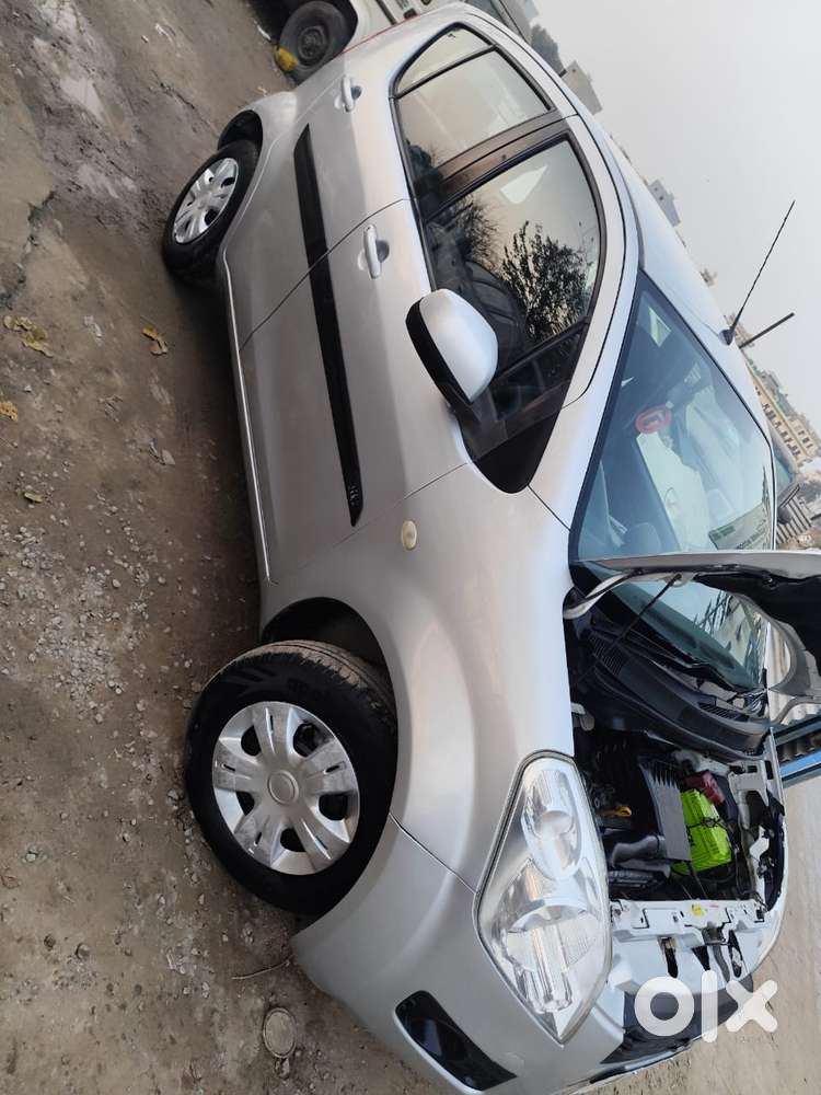 Maruti Suzuki Ritz Vxi, 2010, Petrol