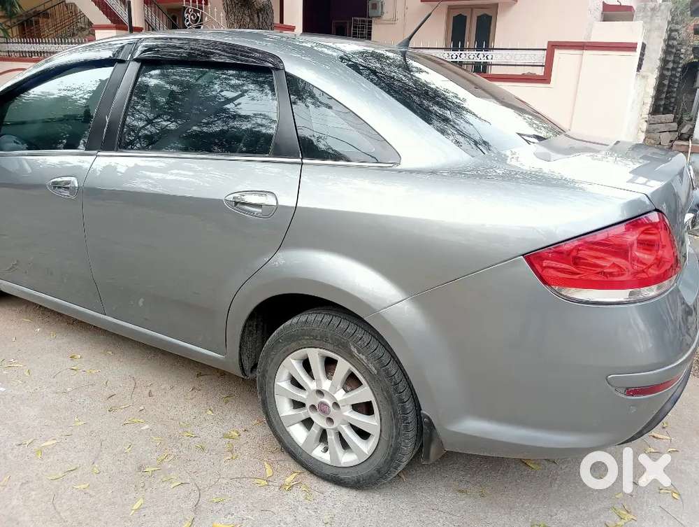 Fiat Linea 2015 Diesel 135000 Km Driven