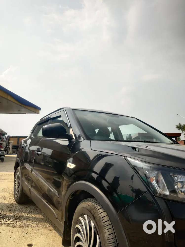 Well-maintained 2019 Mahindra Xuv300 W6 (diesel)