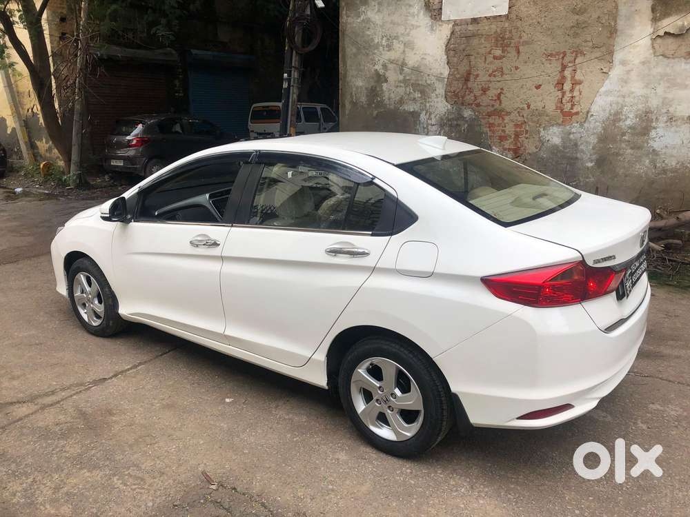 Honda City V At I-vtec, 2017, Petrol