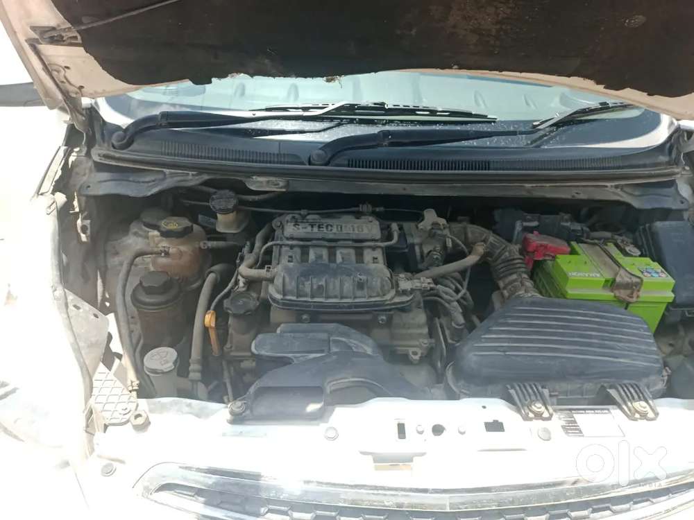 Chevrolet Beat Petrol 2010